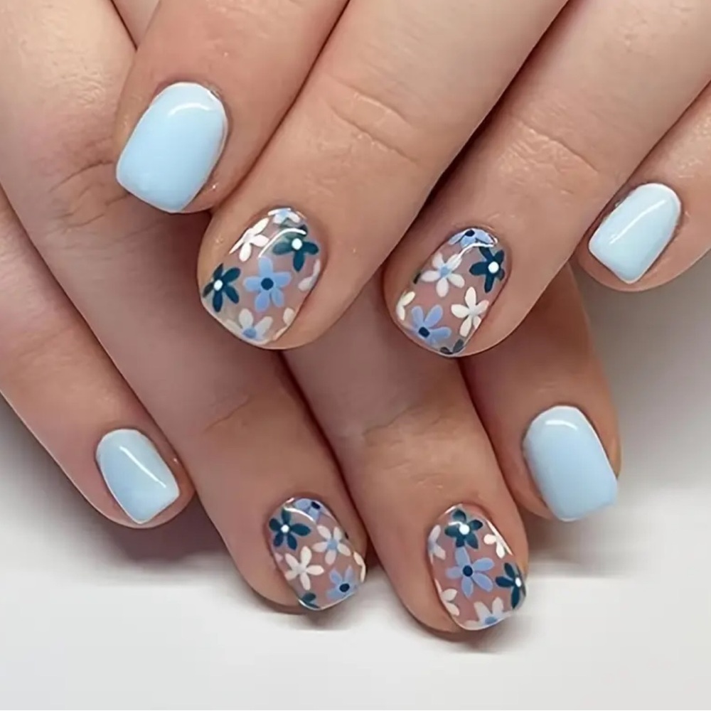 Floral Blue Press on Nails